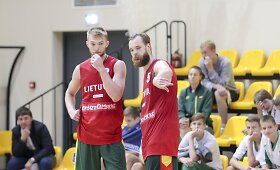 Lietuvos vyrų krep&scaron;inio rinktinės pirmoji treniruotė krep&scaron;inio salėje