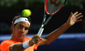 Novakas Džokovičius ir Rogeris Federeris Dubajuje pateko į ketvirtfinalį