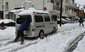 Japonijoje sniego audra pareikalavo 12 žmonių gyvybių