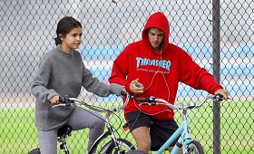 Buvę mylimieji Justinas Bieberis ir Selena Gomez vėl leidžia laiką kartu