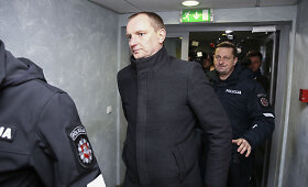 Druskininkų mero patarėjas Aivaras Kadziauskas atvestas į teismą
