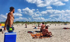 Čeburekų pardavėjai Palangos ir &Scaron;ventosios paplūdimiuose