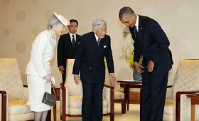 JAV prezidentas Barackas Obama kelionę po Azijos &scaron;alis pradėjo Japonijoje
