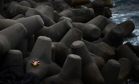 Strombolis &ndash; lava besispjaudantis ugnikalnis Italijoje, kurio saloje nuolat gyvena žmonės