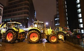 Briuselyje ūkininkų protestas prie&scaron; derybas dėl ES ir JAV laisvosios prekybos sutarties