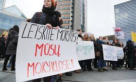 Tautinių mažumų piketas prie Vilniaus savivaldybės