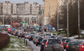 Slidaus kelio sustingdytas Vilniaus Laisvės prospektas