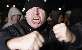 Maskvos policija per rasistines riau&scaron;ės sulaikė mažiausiai 380 žmonių