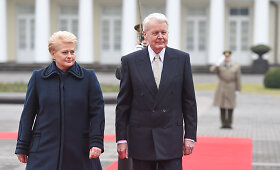 Į Lietuvą atvyko Islandijos prezidentas Olafuras Ragnaras Grimssonas