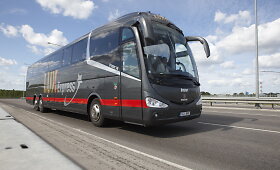 Kelionės patogiais autobusais neprailgsta