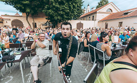 &bdquo;Antikvarinių Ka&scaron;pirovskio dantų&ldquo; koncertas Kaune