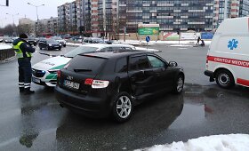 Panevėžyje susidūrė du &bdquo;Audi&ldquo; &ndash; sužeistas vaikas