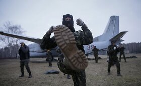 Pirmieji 500 Ukrainos savanorių atvyko į karinius mokymus