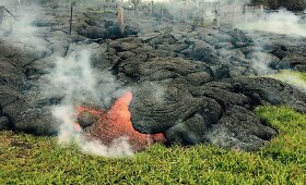 Havajuose Kilauea ugnikalnio lava per keturis mėnesius nukeliavo 1,2 kilometro