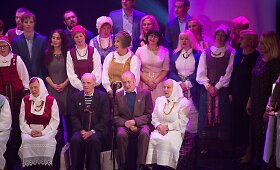 Žiūrų kaimo folkloro ansamblis