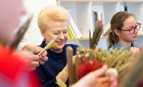 Prezidentė dalyvavo velykinėse edukacinėse dirbtuvėse