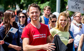&bdquo;Baltic Pride 2016&ldquo; eitynėse &bdquo;Už lygybę!&ldquo; &ndash; ir žinomi žmonės