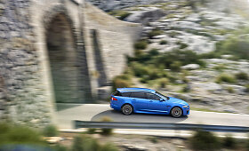 &bdquo;Jaguar XFR-S&ldquo; universalas