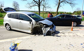 Panevėžio rajone susidūrė vilkikas ir automobilis