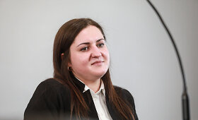 Teisme paskelbtas nuosprendis kolegą dangsčiusiai pareigūnei