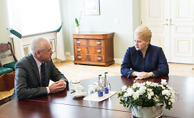 Prezidentė Dalia Grybauskaitė susitiko Ukrainos ambasadoriumi Lietuvoje Valerijumi Žovtenka