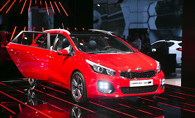 KIA stendas Frankfurto automobilių parodoje