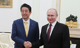 Vladimiro Putino ir Shinzo Abe susitikimas Maskvoje