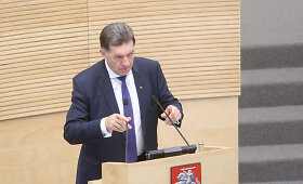 Premjeras Algirdas Butkevičius ir generalinis prokuroras Evaldas Pa&scaron;ilis parlamente atsakinėja į Seimo narių klausimu