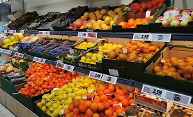 Vokietijos prekybos centre maisto produktų dar netrūksta
