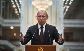 Ankstų rytą Rusijos prezidentas Vladimiras Putinas susitiko su žurnalistais