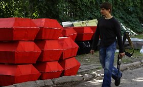 Čečėnai i&scaron; mū&scaron;ių Ukrainoje grįžta karstuose