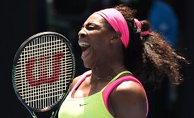 Serena Williams i&scaron;kopė į &bdquo;Australian Open&ldquo; pusfinalį ir turės progą atker&scaron;yti už seserį