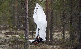 Suomijoje sudužo para&scaron;iutininkus skraidinęs lėktuvas, žuvo a&scaron;tuoni žmonės