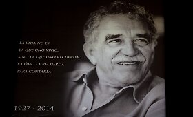 Meksike minios žmonių atsisveikino su Kolumbijos ra&scaron;ytoju Gabrieliu Garcia Marquezu