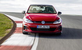 Naujas TCR automobilių &scaron;eimos narys &ndash; &bdquo;Volkswagen Golf GTI TCR&ldquo;