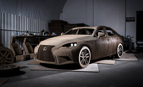 &bdquo;Lexus&ldquo; pagamino veikiantį kartoninį automobilį