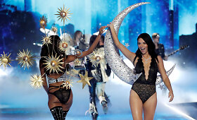 Adriana Lima atsisveikino su &bdquo;Victoria's Secret&ldquo; podiumu