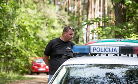 &Scaron;e&scaron;tadienio popietę prie Balžio ežero pareigūnams įkliuvo neblaivus vairuotojas
