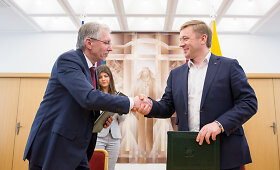Valstiečių žaliųjų ir socdarbiečių sutarties pasira&scaron;ymas