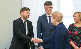 Prezidentė susitiko su &scaron;vietimo profesinių sąjungų atstovais