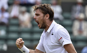 Nepriekai&scaron;tingai žaidęs Stanas Wawrinka &ndash; ketvirtajame Vimbldono etape