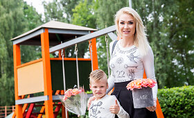 Natalija Bunkė su sūnumi Kristupu Rugsėjo 1-ąją