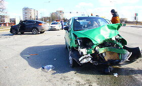 Panevėžyje susidūrė &bdquo;Chevrolet&ldquo; ir BMW