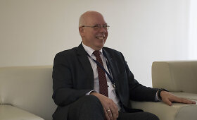 J.May, J.Petrauskienės ir V.Jankausko susitikimas &Scaron;vietimo ir mokslo ministerijoje