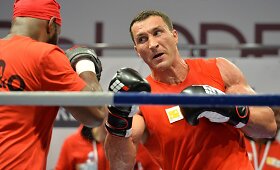Boksininkų Vladimiro Klyčko ir Aleksandro Povetkino treniruotė Maskvoje 