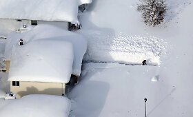 Niujorko valstijoje per sniego audrą i&scaron;krito iki 1,8 metro kritulių