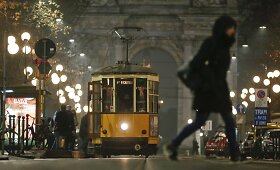 Milano gatvėmis rieda beveik 90 metų senumo tramvajai
