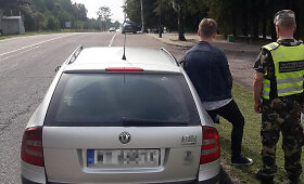Nelegalaus rusų ir baltarusio ekipažo sulaikymas pasienyje