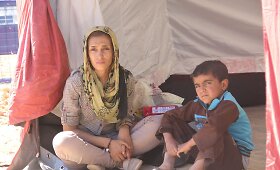Bėgdami nuo &bdquo;Islamo valstybės&ldquo; į Turkiją atvyko 130 tūkst. Sirijos kurdų