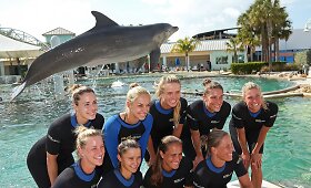 &bdquo;Miami Open&ldquo; dalyviai aplankė delfinariumą Majamyje